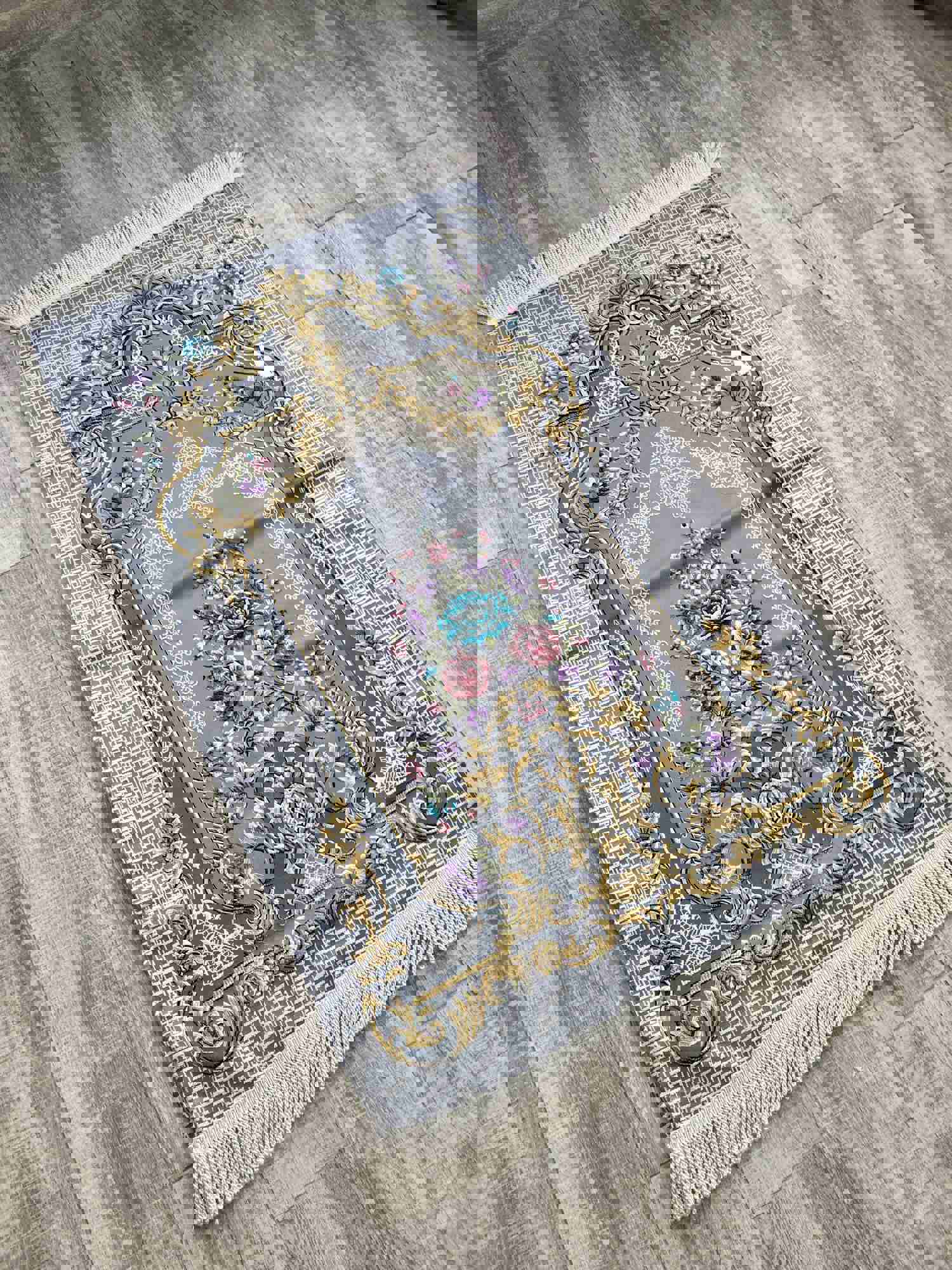 Door to Istanbul Prayer Mat - Premium Quality Islamic Prayer Rug with Tasbih, Ideal for Wedding Gifts and Special Occasions