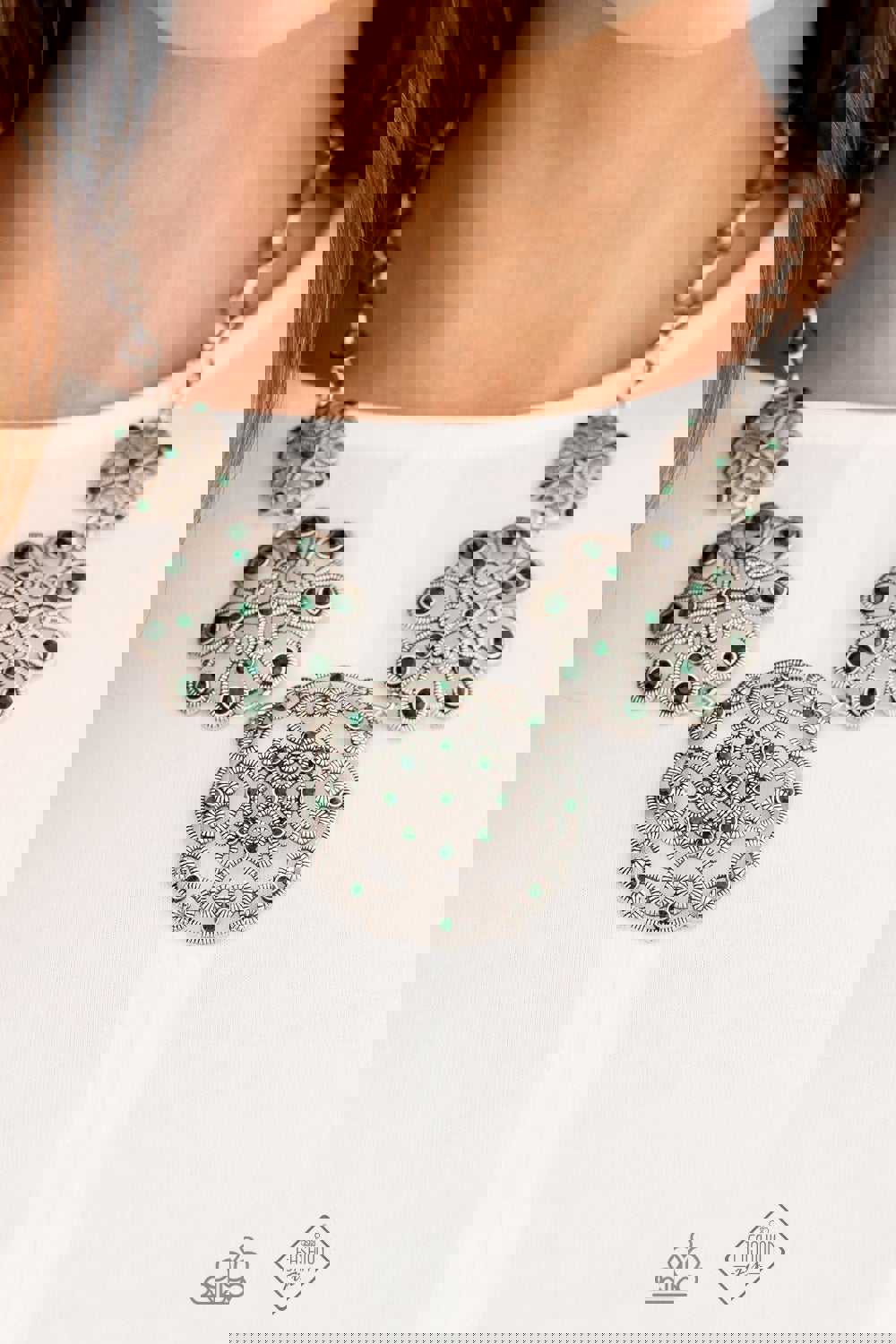 Paparazzi Fashion Fix Glimpses Of Malibu Complete Trend Blend - December 2021