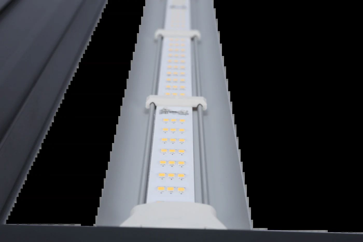 Growers Choice ROI-E680S LED Grow Light 680W - Enhanced 2nd Generation