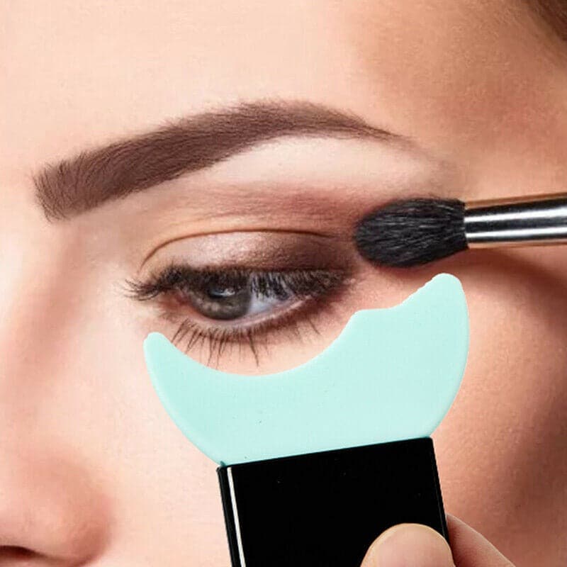 Makeup Beauty Eyeliner Eyeshadow Stencil - 1 Pcs Models New Template Shaper Tool