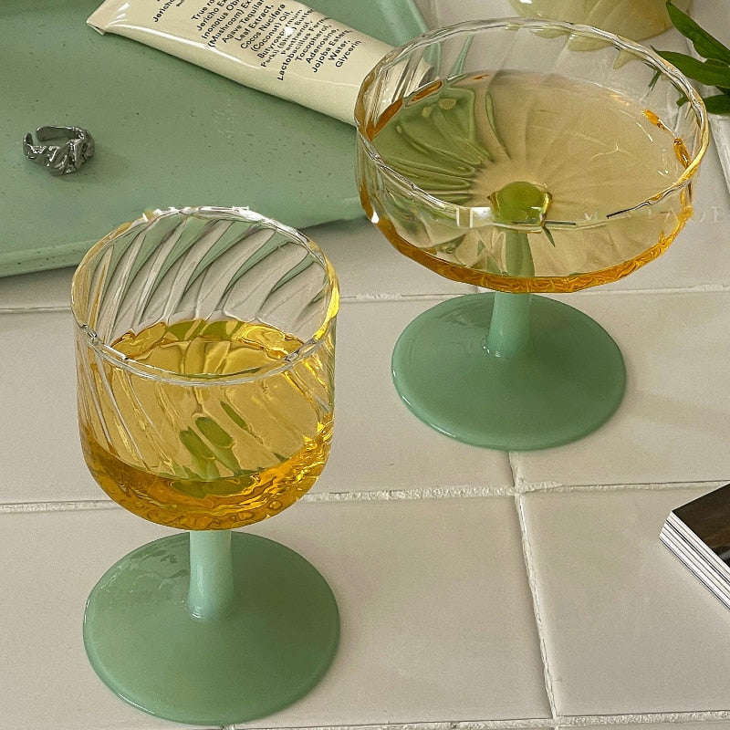 Vintage Style Wine Glass - Heat-resistant Glass with Various Sizes