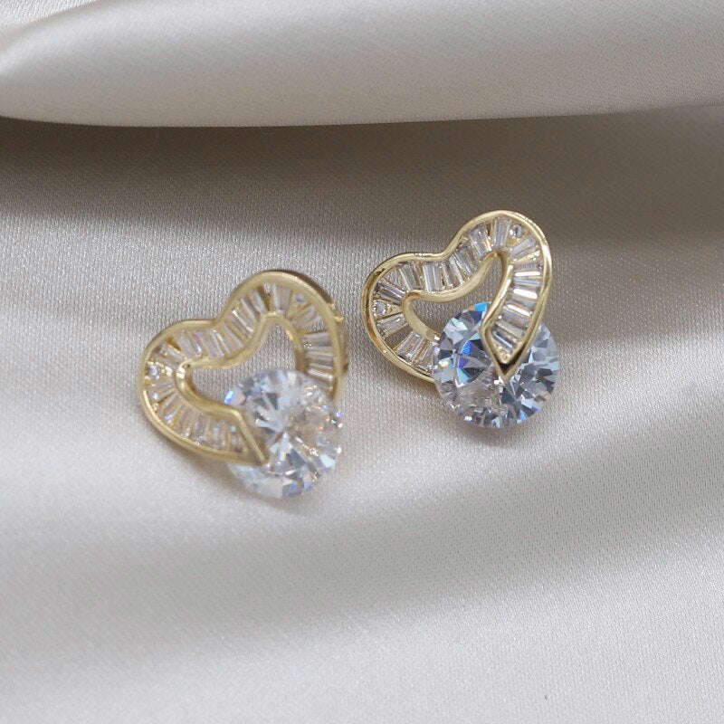 Korea Design 14K Gold Plated Zircon Love Stud Earrings for Women