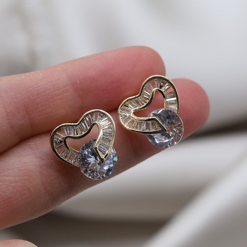 Korea Design 14K Gold Plated Zircon Love Stud Earrings for Women