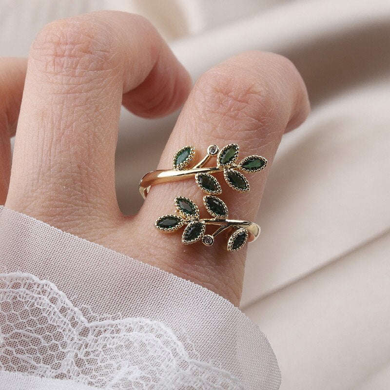 Elegant Women's Green Crystal Leaf Open Ring - Korea Design Jewelry