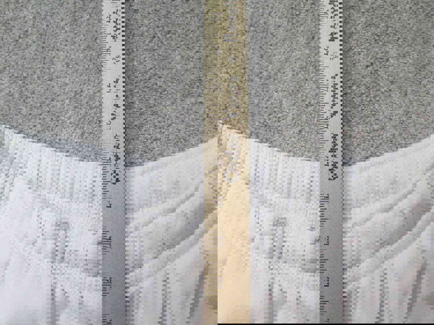 Nike Men's Large White Athletic Running Shorts with Swoosh Logo