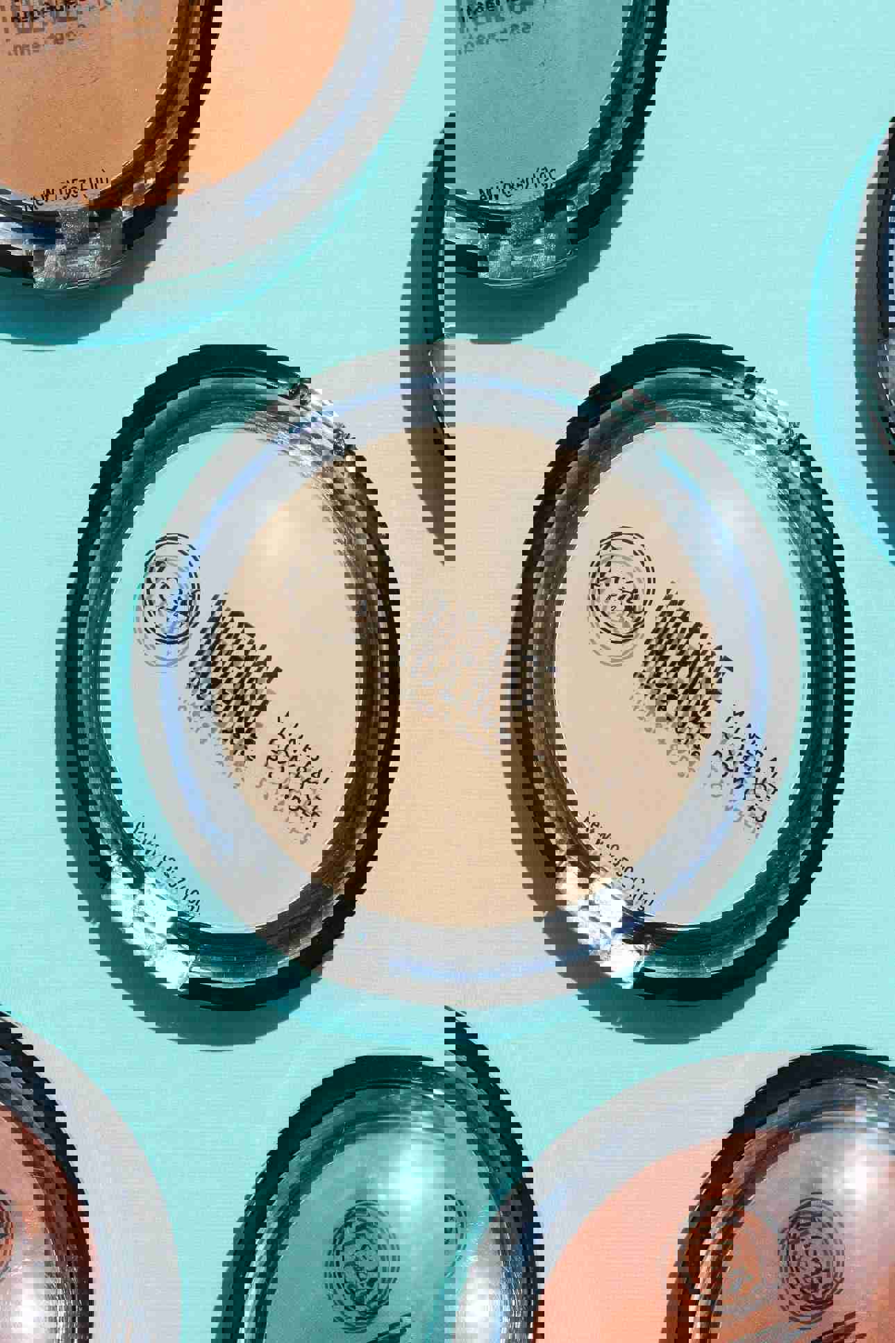 J.CAT BEAUTY INDENSE MINERAL COMPACT POWDER - SOFT TAUPE