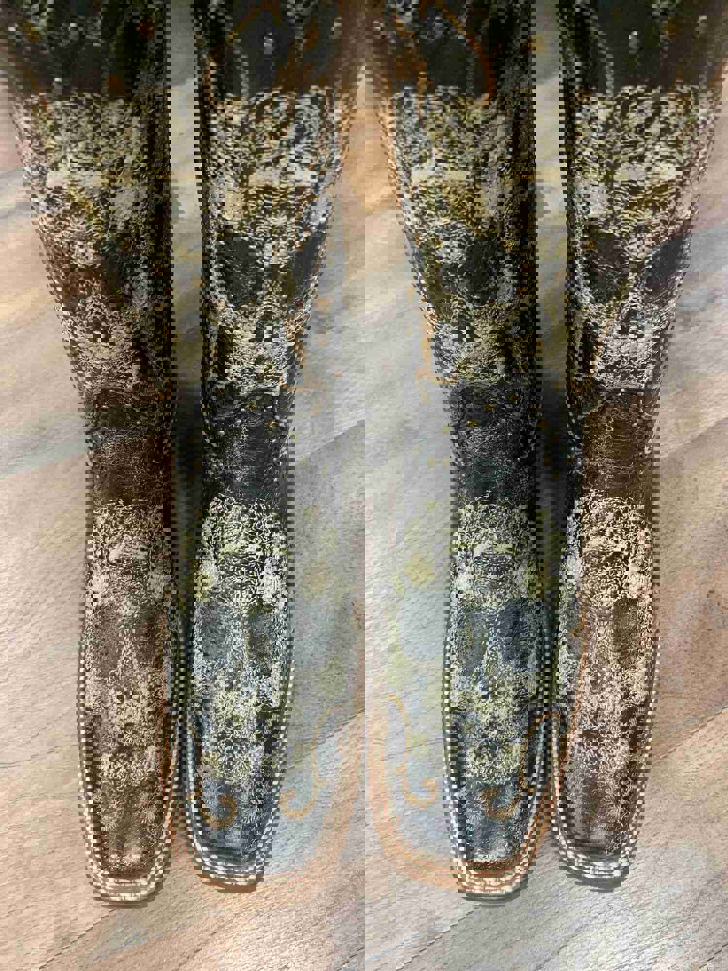 CORRAL WOMENS FLORAL SKULL EMBROIDERY & STUDS WESTERN BOOTS - SQUARE TOE