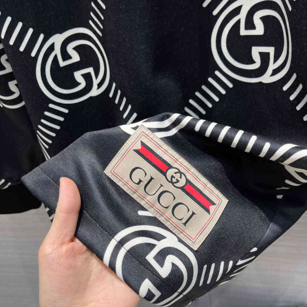 GU Sweatshirt Sweater Hoodie for Women - 2 Colors