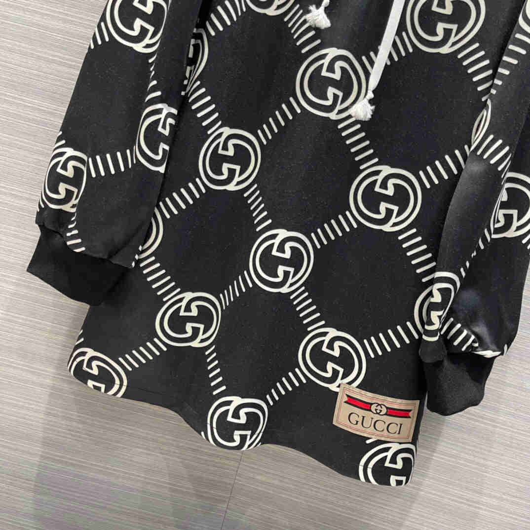 GU Sweatshirt Sweater Hoodie for Women - 2 Colors