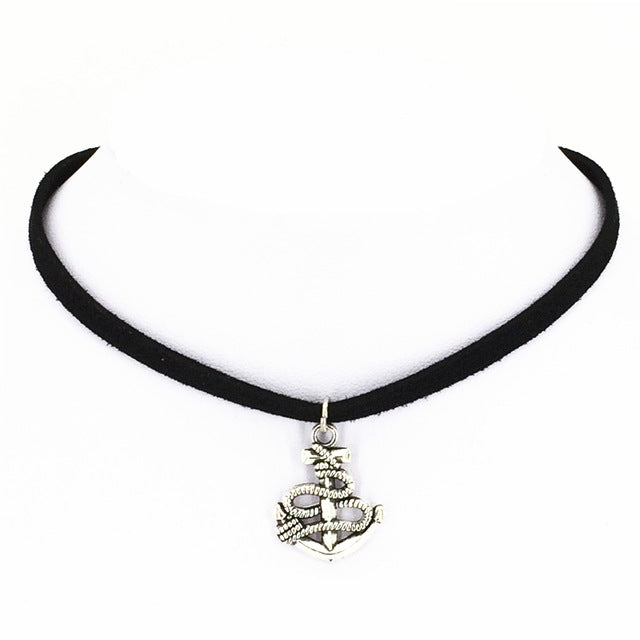 Fashion Black Velvet Ribbon Choker Necklace for Women