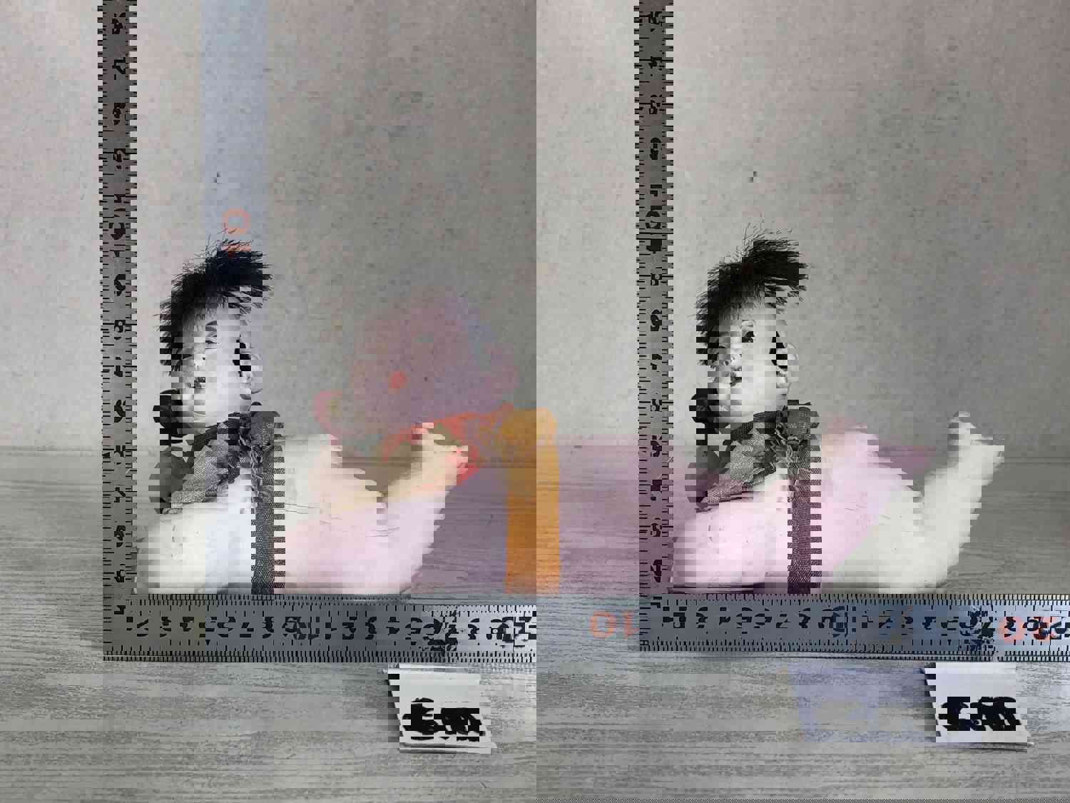 Y3578 NINGYO Crawling Baby Doll Toy Figure Figurine Japanese Vintage Antique