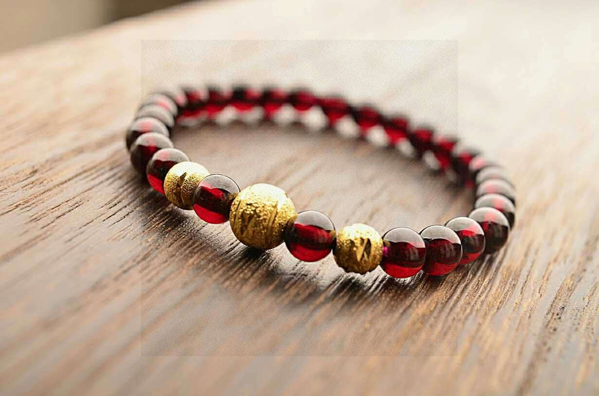 Natural Wine Red Garnet Single Loop Bracelet - 6.7mm Bead Diameter
