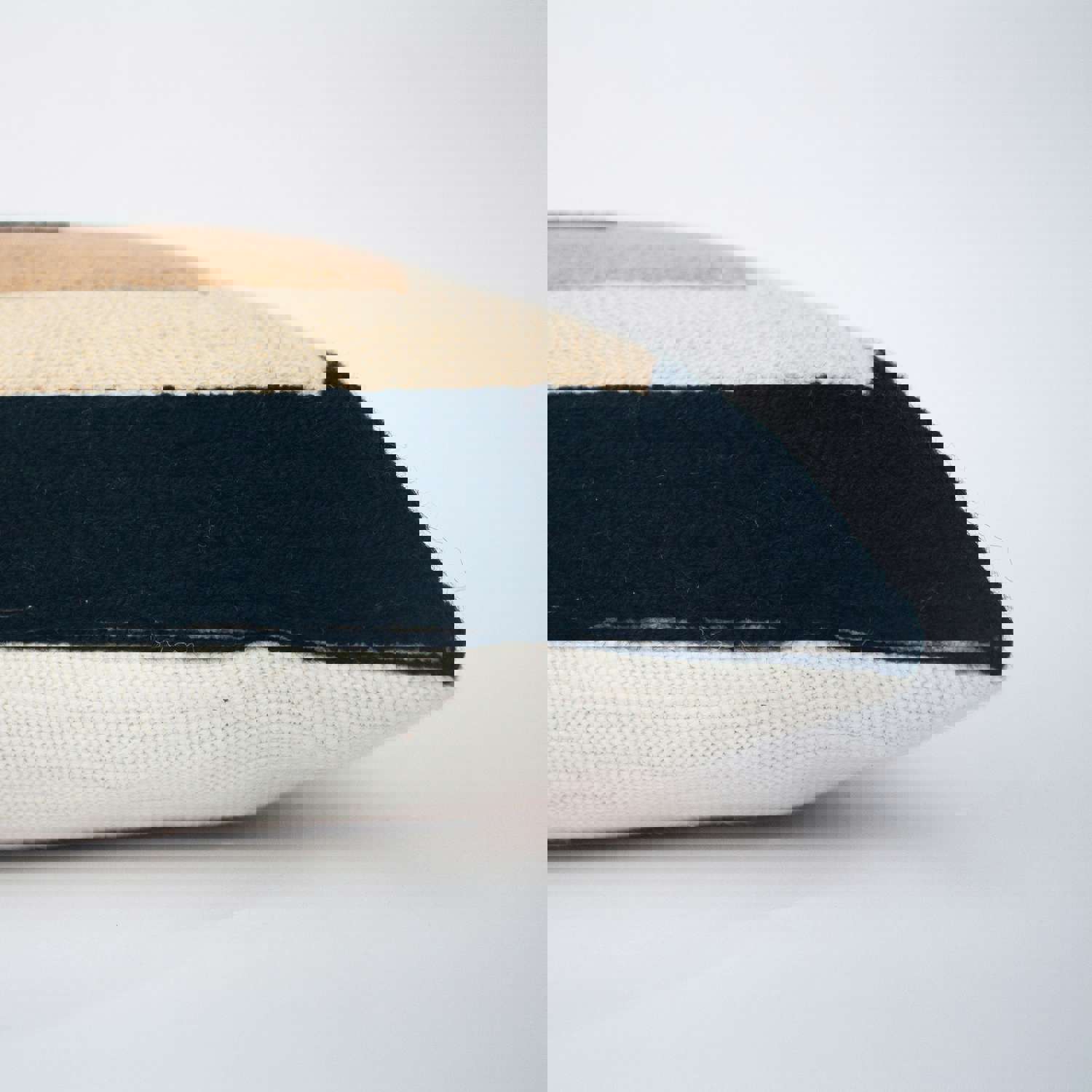 MARIANNE RECTANGLE PILLOW - BLACK