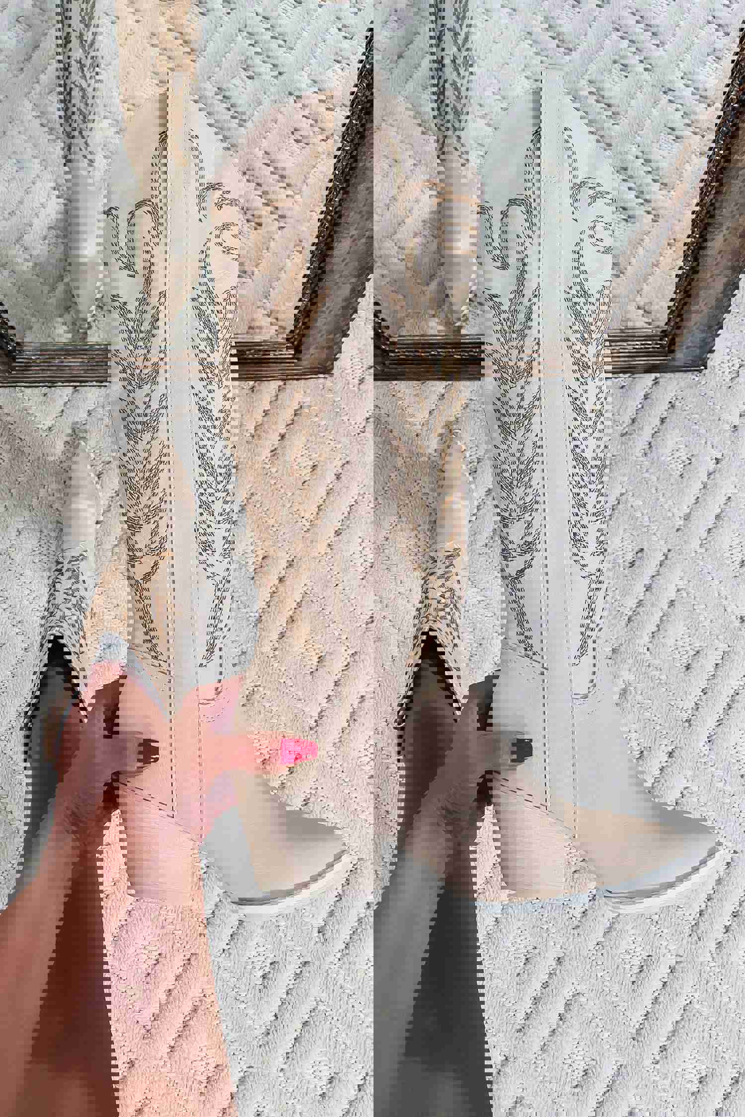 Kai Western Boot - Size 10 Left (Off White Vegan Synthetic Leather)