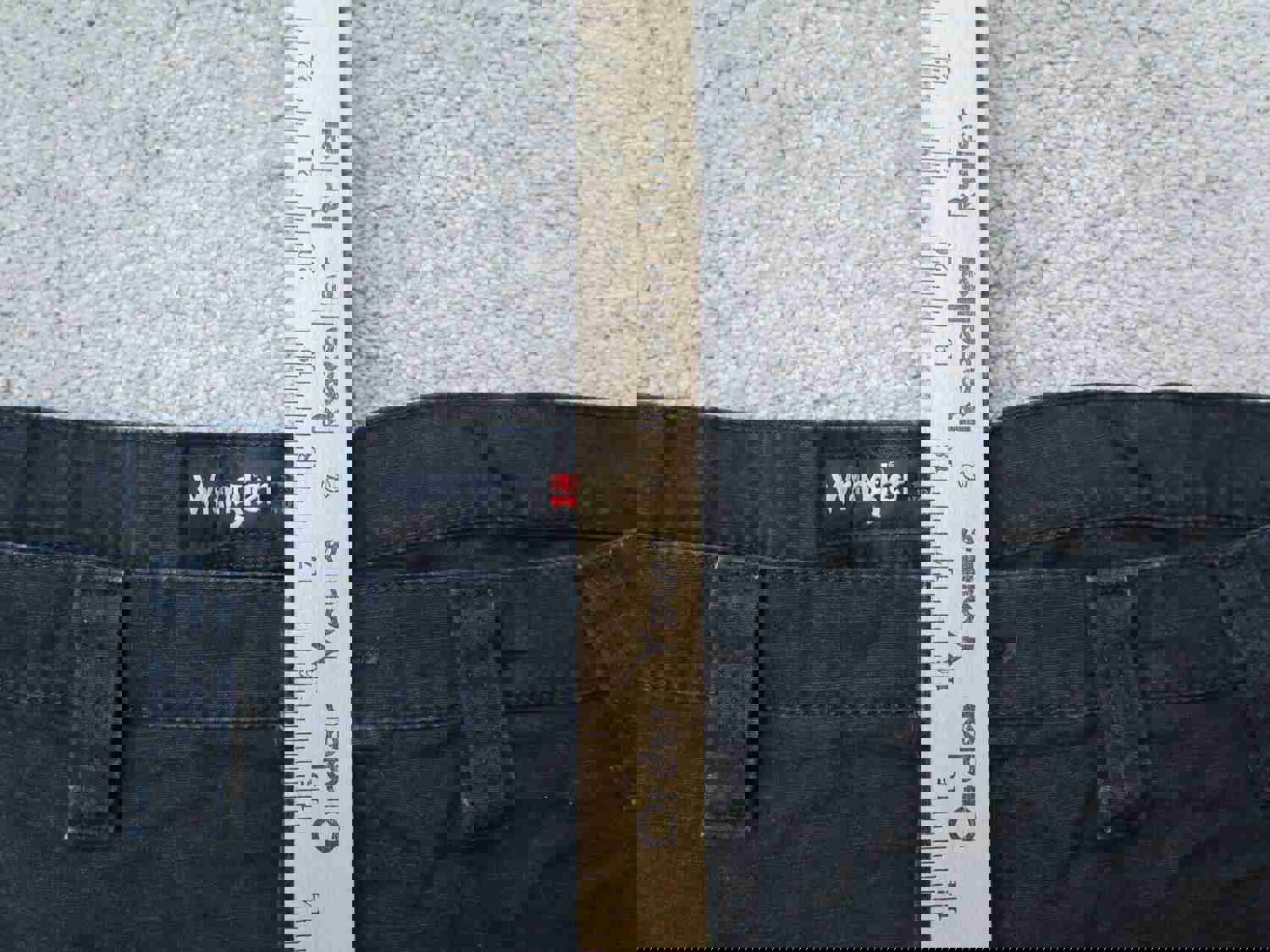 Wrangler Mens High Rise Cargo Shorts - Black, Size 50, 100% Cotton