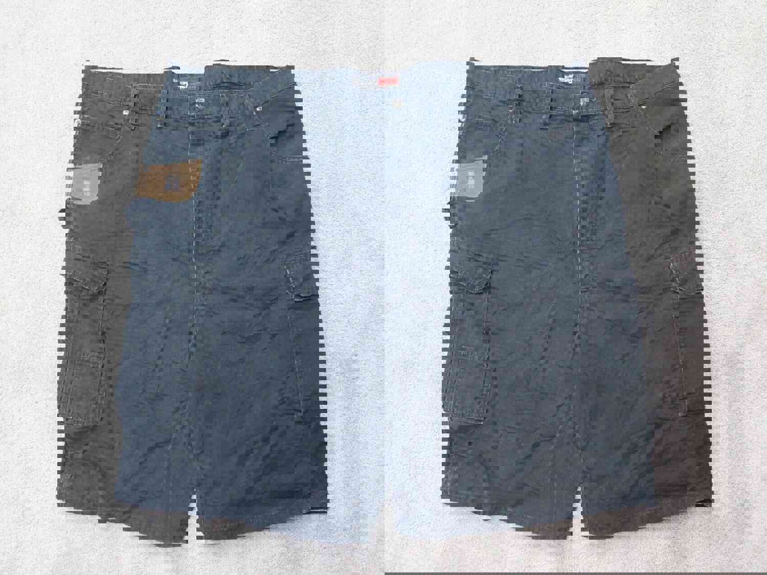 Wrangler Mens High Rise Cargo Shorts - Black, Size 50, 100% Cotton