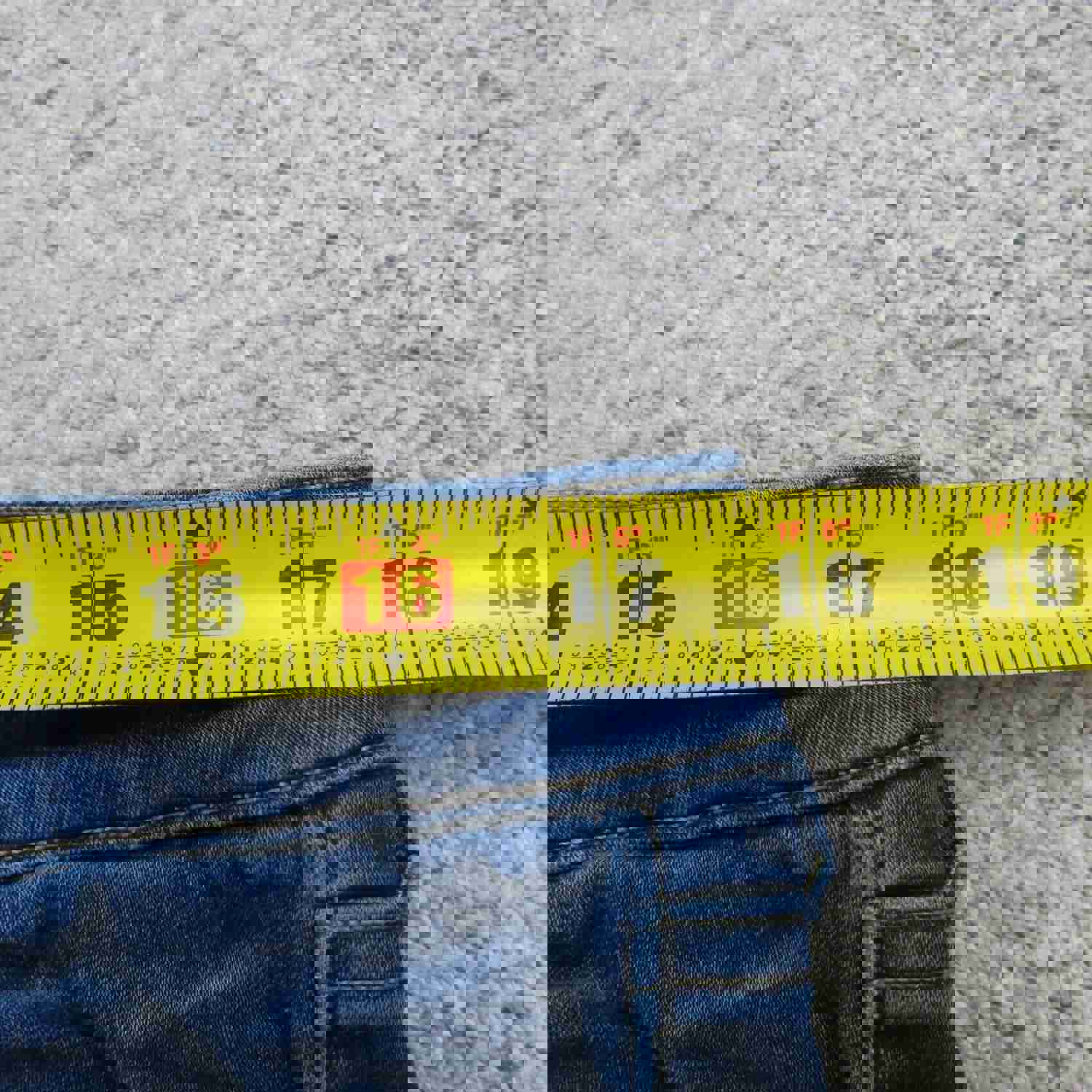 American Eagle Women's Blue Tapered High Rise Stretch Jeans - Size 18