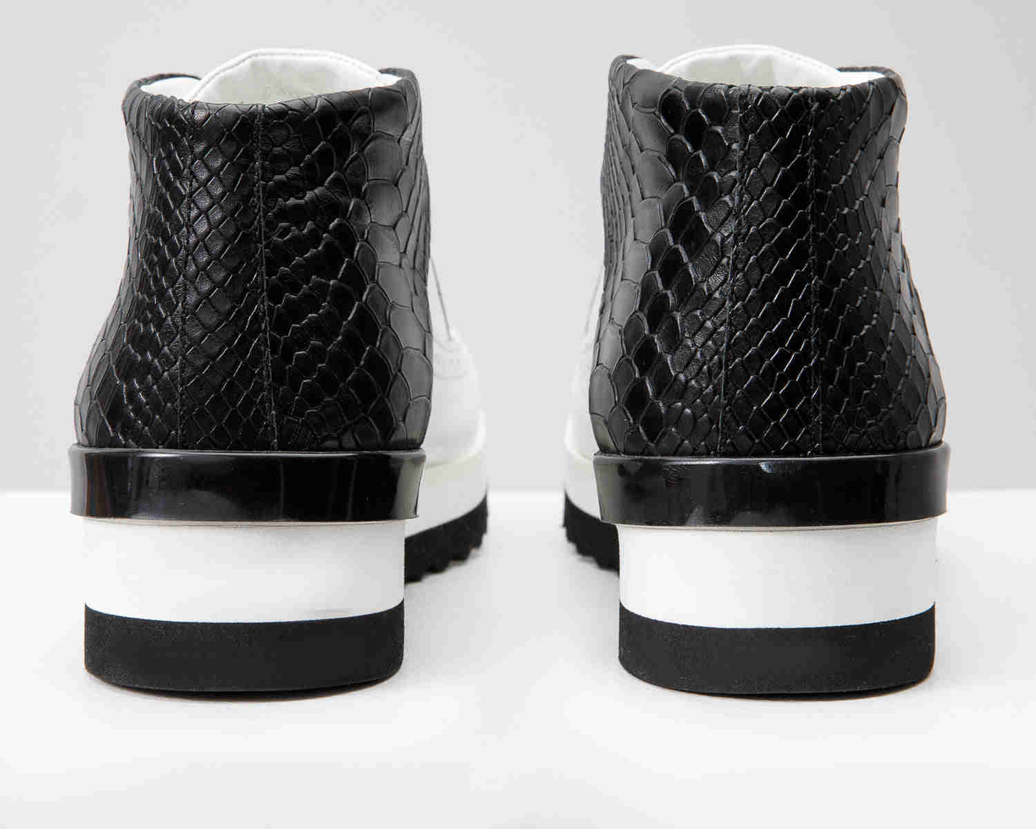 Kagan White Wingtip Chukka Men Sneaker Boot