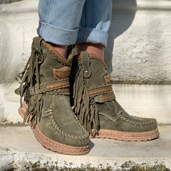Corashoes Vintage Tassel Stone-Washed Boots