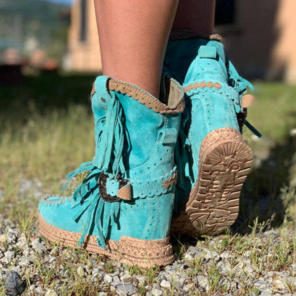 Corashoes Vintage Tassel Stone-Washed Boots