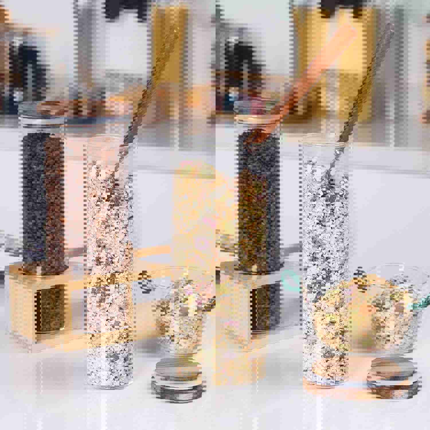 KKC HOME ACCENTS Clear Tall Glass Food Storage Canisters with Airtight Lids and Scoops