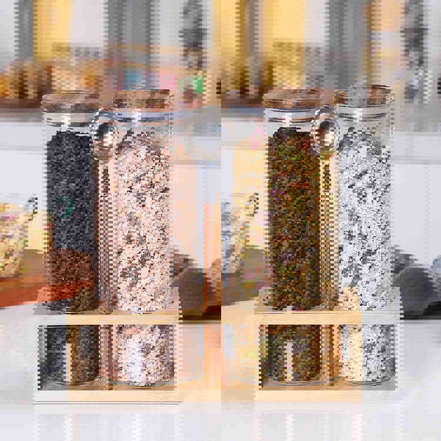 KKC HOME ACCENTS Clear Tall Glass Food Storage Canisters with Airtight Lids and Scoops