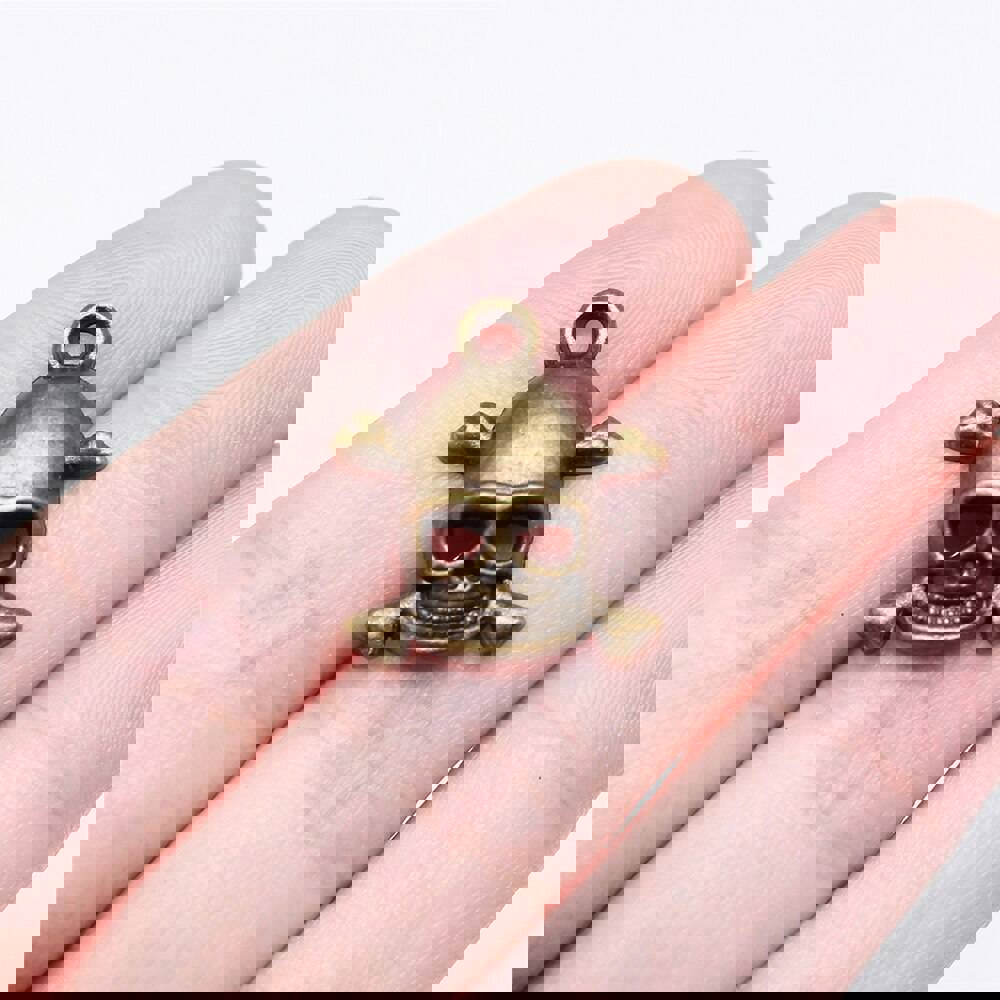 WYSIWYG 10pcs 20x18mm Skull Pendant Charms Antique Silver Color For Jewelry Making