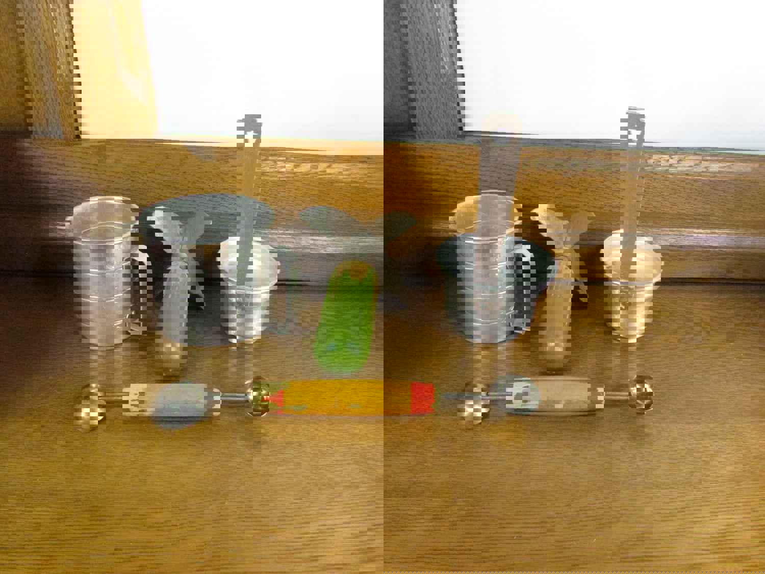 Vintage Kitchen Gadget Set - Measuring Cup, Strainer, Melon Ball, 4 Blade Chopper