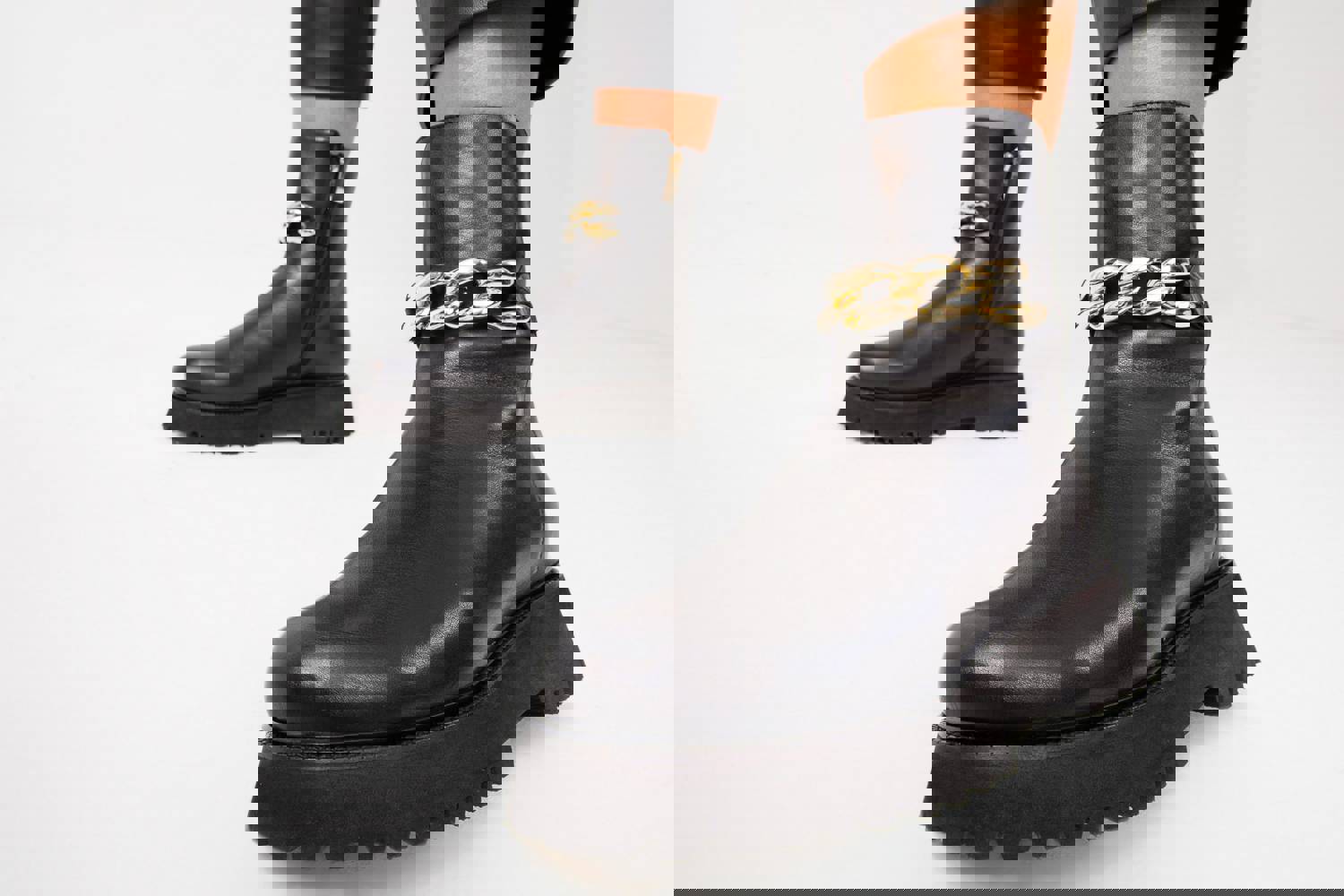 Nassau Black Leather Ankle Women Boot