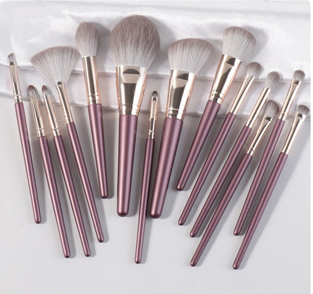 14pcs Professional Green Makeup Brushes Set - Soft Synthetic Hair for Foundation, Blush, Eyeshadow & More