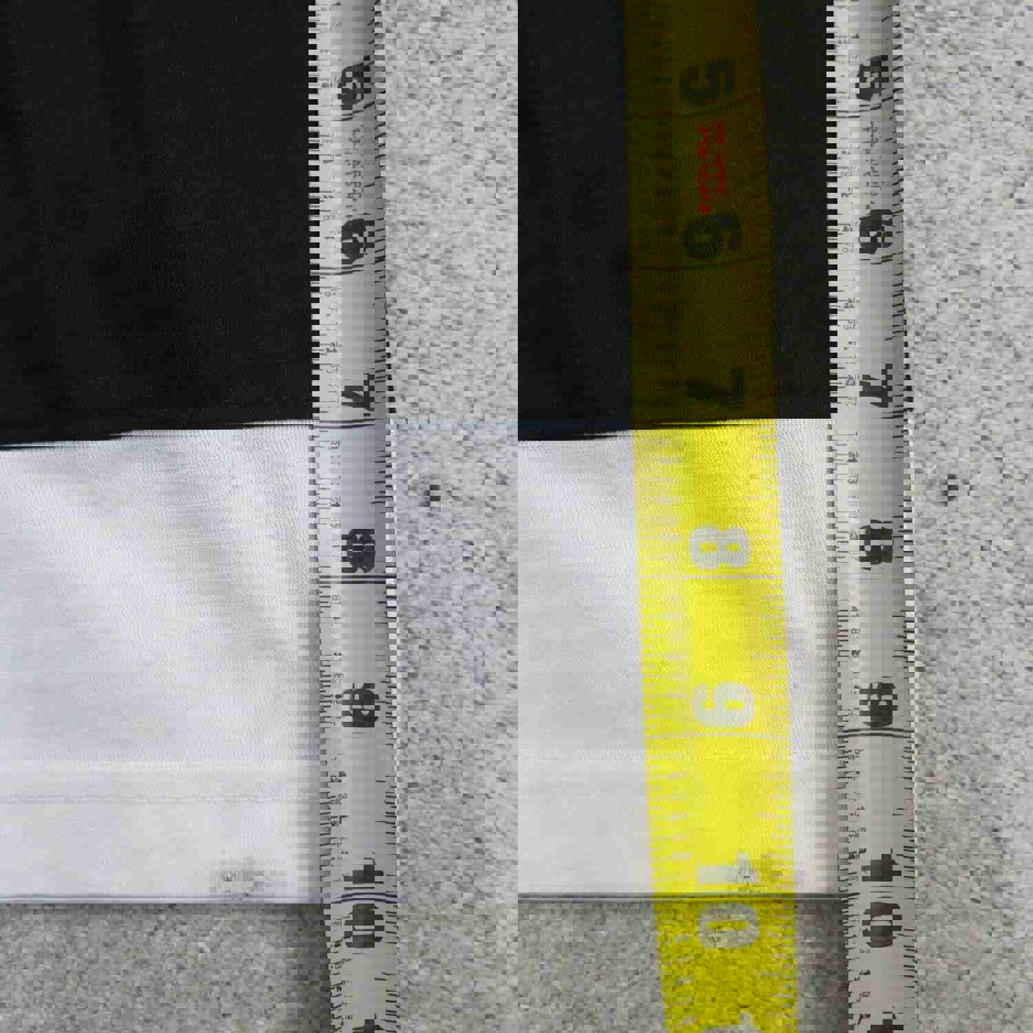 Nike Men's 2XL Black White Athletic Shorts with Elastic Waist for Running and Sports