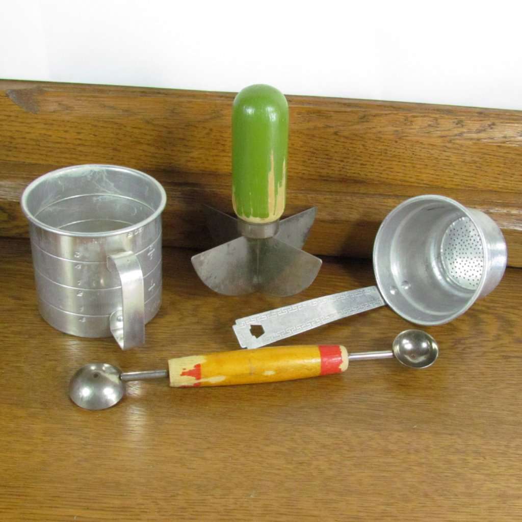 Vintage Kitchen Gadget Set - Measuring Cup, Strainer, Melon Ball, 4 Blade Chopper