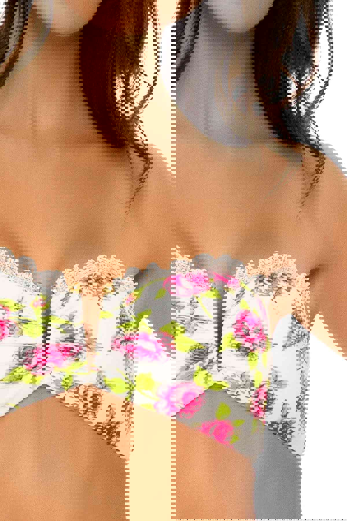 BLOOMIN BEAUTY - Gold V Ring Bandeau Top & Seamless Wavey Ruched Back Bottom • White