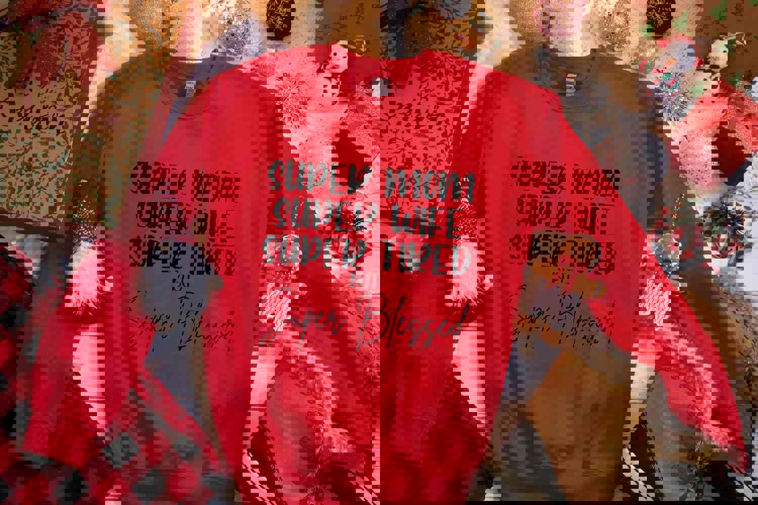 Christian Mom Hoodie - Grateful & Thankful Sweatshirt for Super Moms