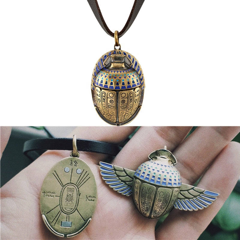 Superhero Moon Cosplay Knight Egyptian Scarab Compass Necklace Pendant Unisex Jewelry