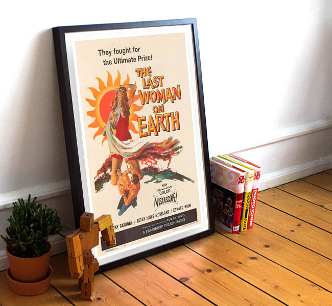 Last Woman On Earth - 11 x 17 Movie Poster (1960 Reprint)