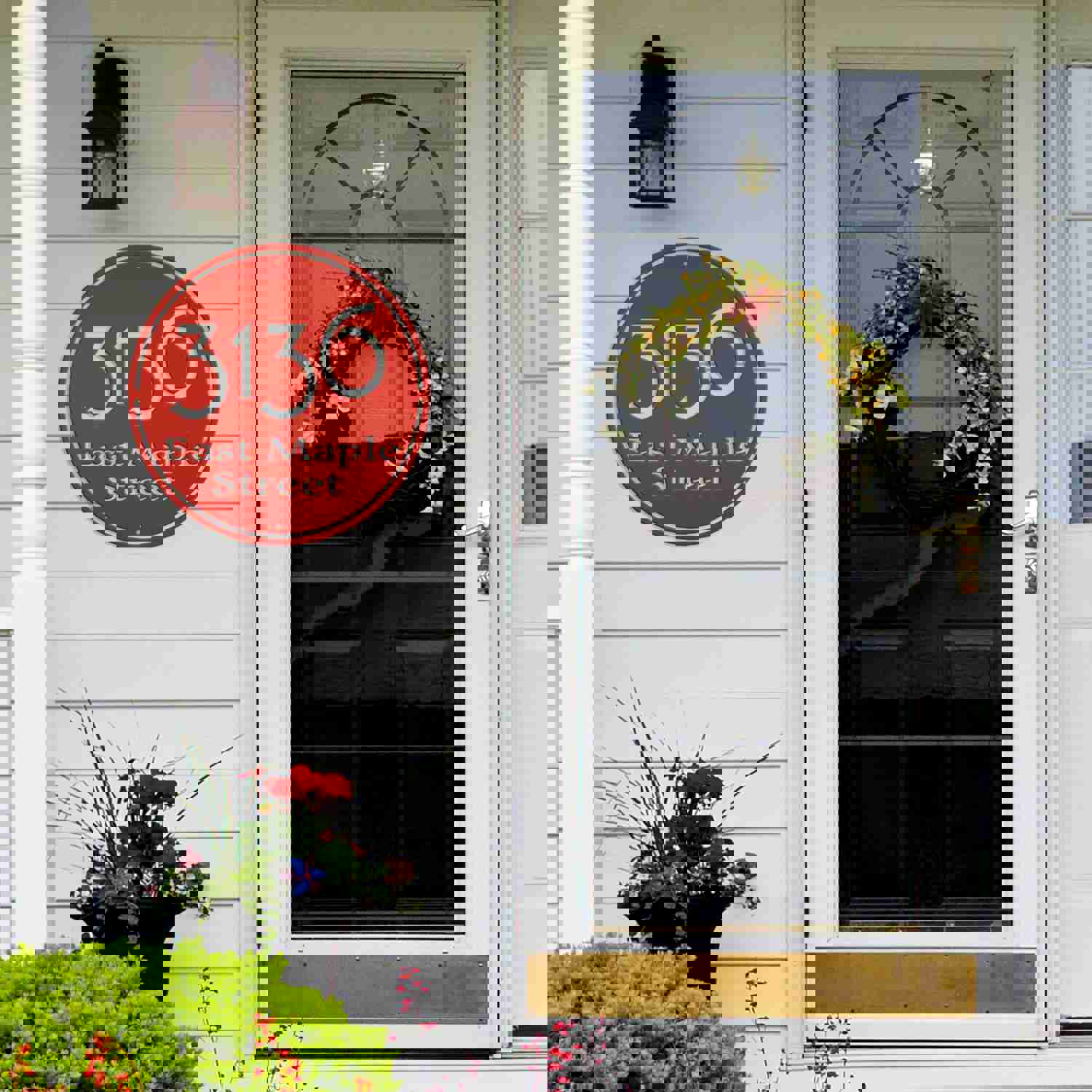 Personalized Round Address Metal Sign - Modern Housewarming & Wedding Gift