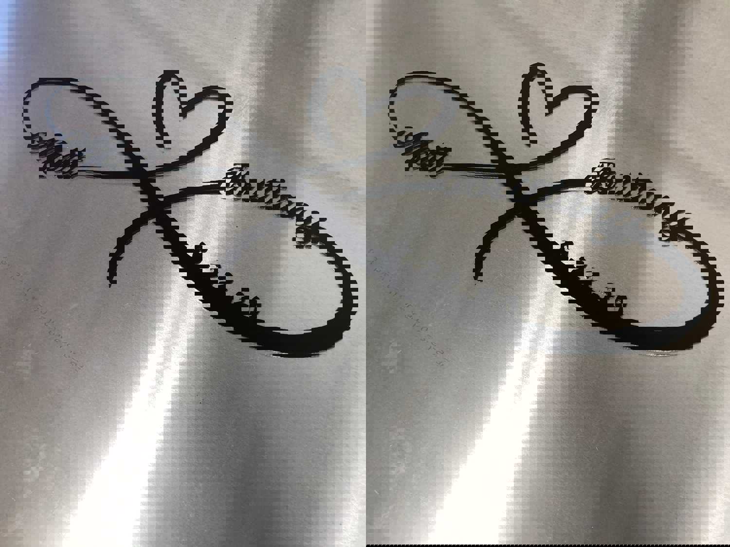 Customizable Aluminum Infinity Heart - Perfect Wedding & Anniversary Gift