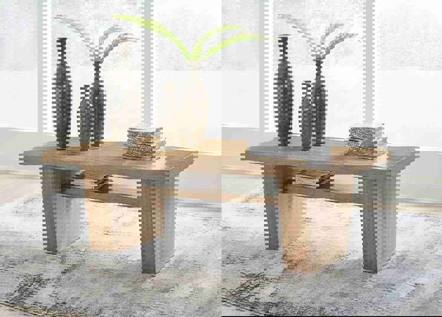 Kristiland Rectangular Cocktail Table