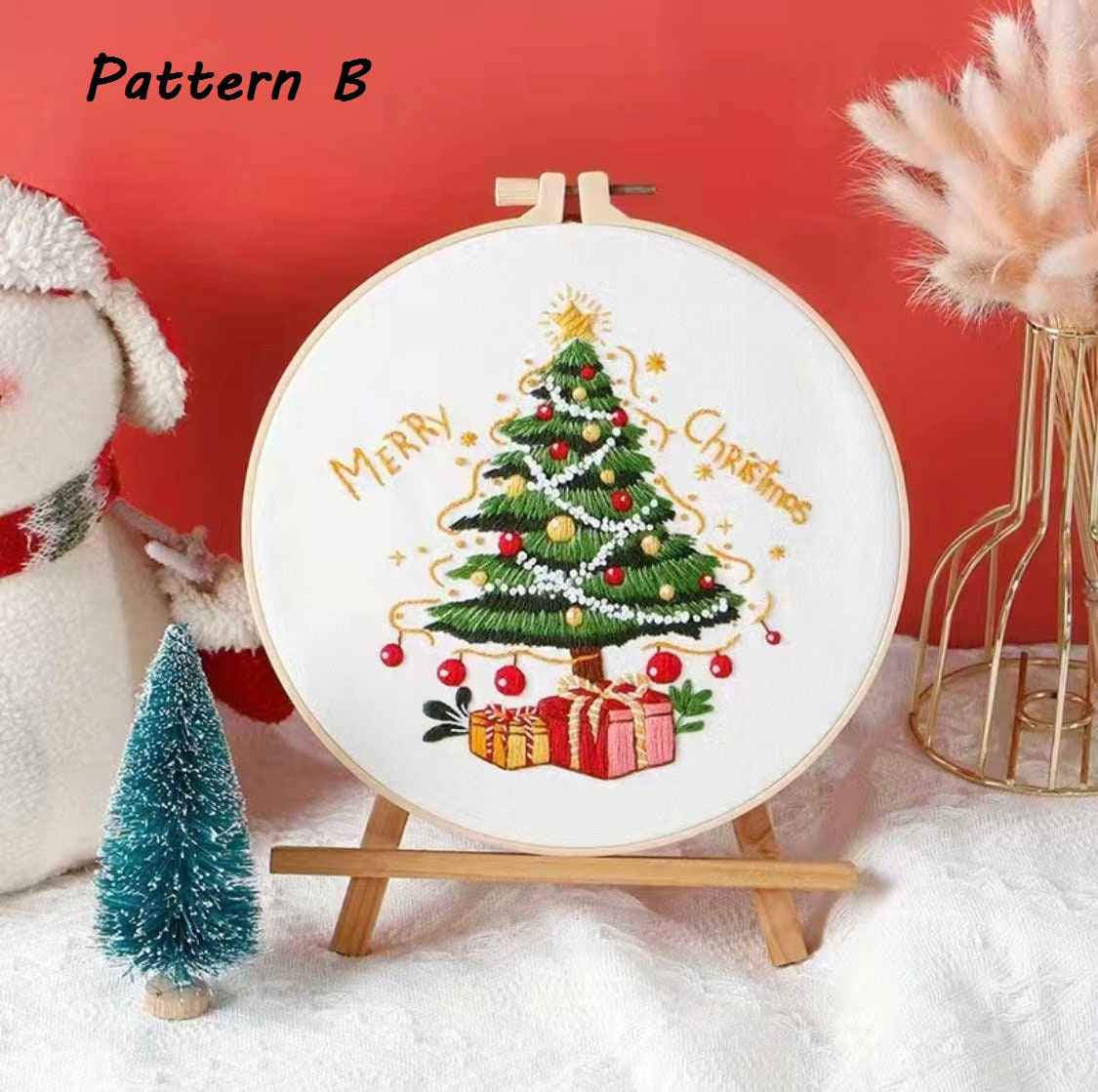 Christmas Embroidery Kit for Beginners - DIY Craft with Festive Designs