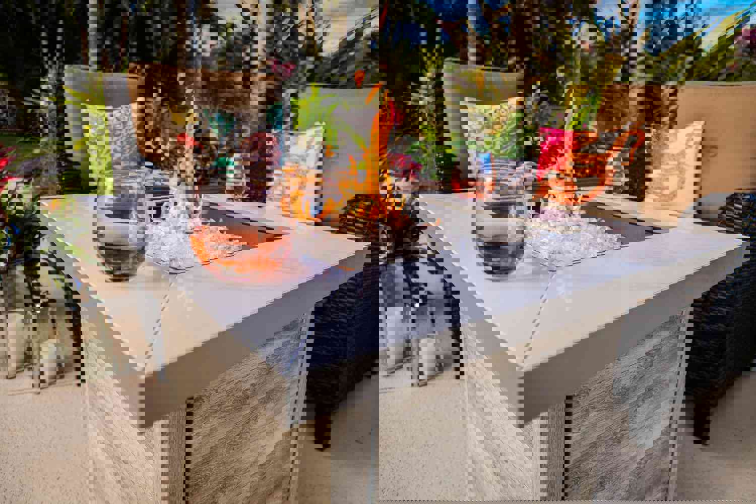 Endless Summer Chesapeake 30 in. Propane Gas Fire Pit Table