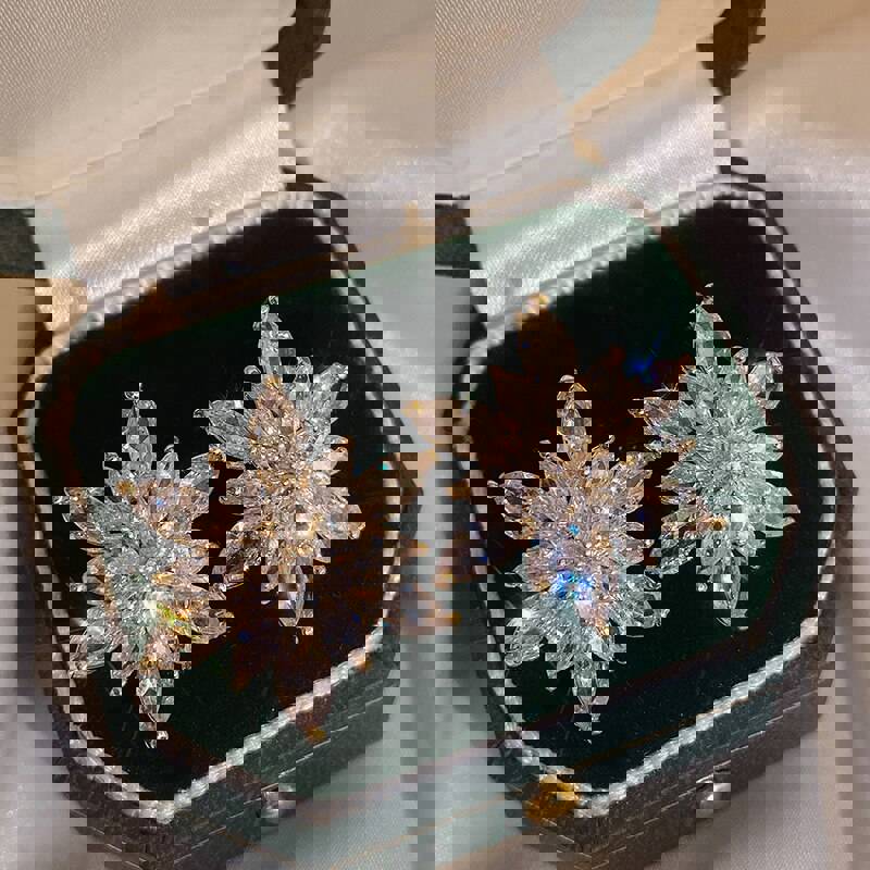 Elegant Women's Shiny Zircon Flower Earrings for Wedding and Party