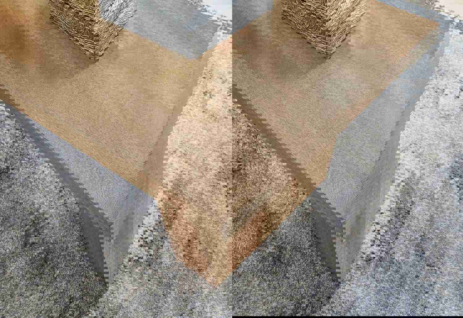 Kristiland Rectangular Cocktail Table