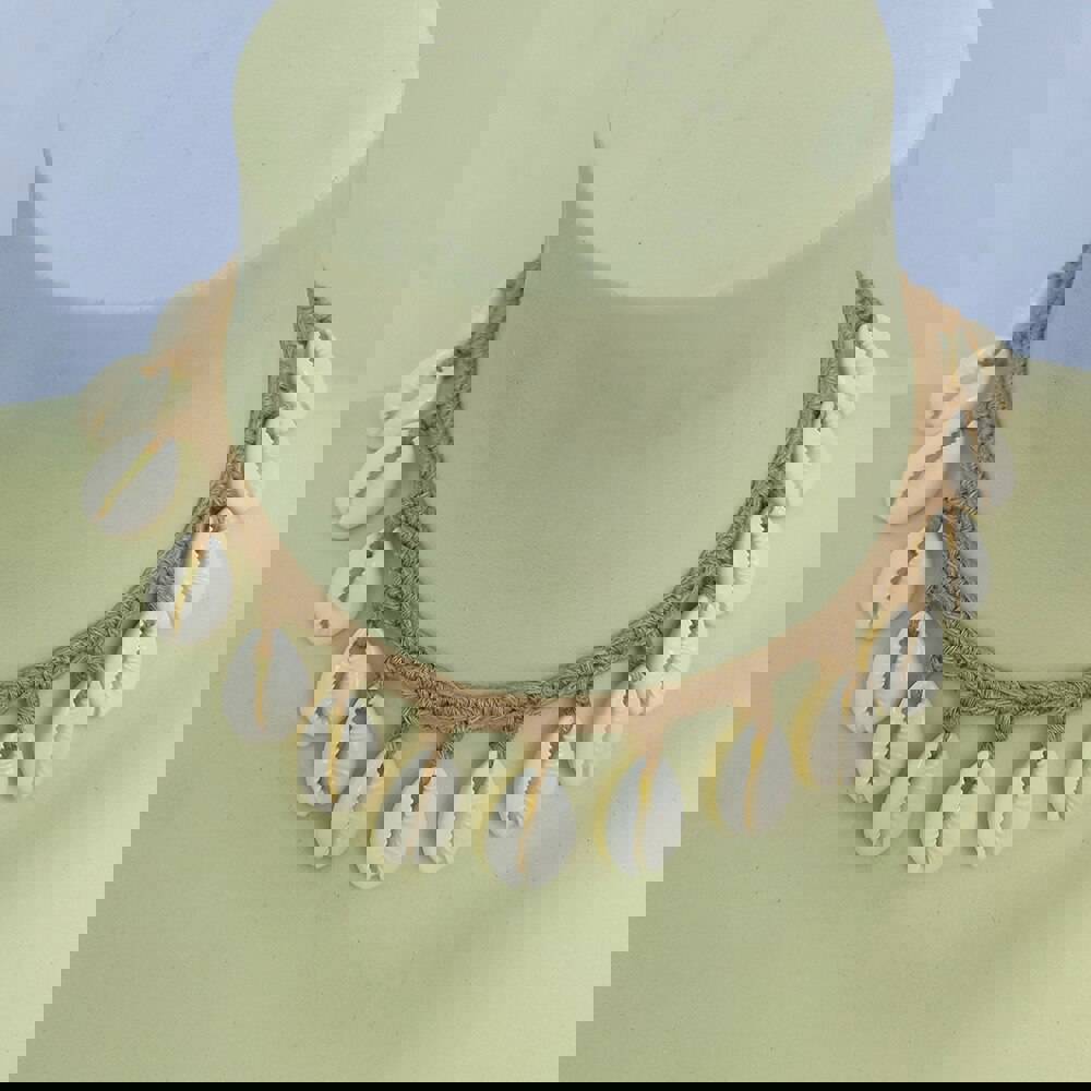 Simplicity Girl Seashell Choker Necklace - Crochet Bohemian Beach Tassel Necklace for Women