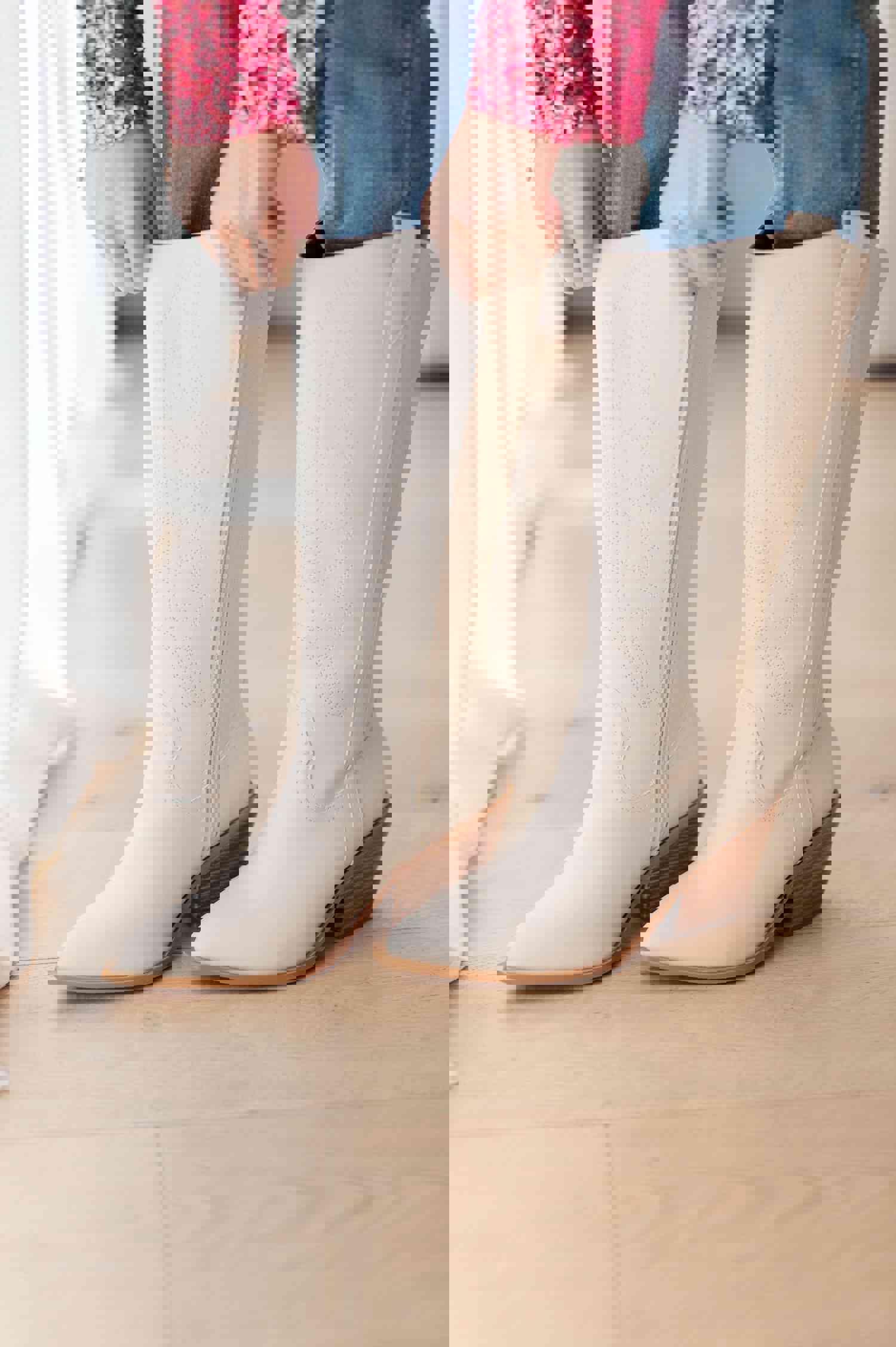 Line Dancing Cowboy Boots - Western Style with Modern Twist