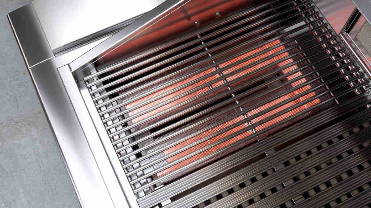 DCS 36 Inch Series 7 Natural Gas Grill with Sear Burner and Rotisserie