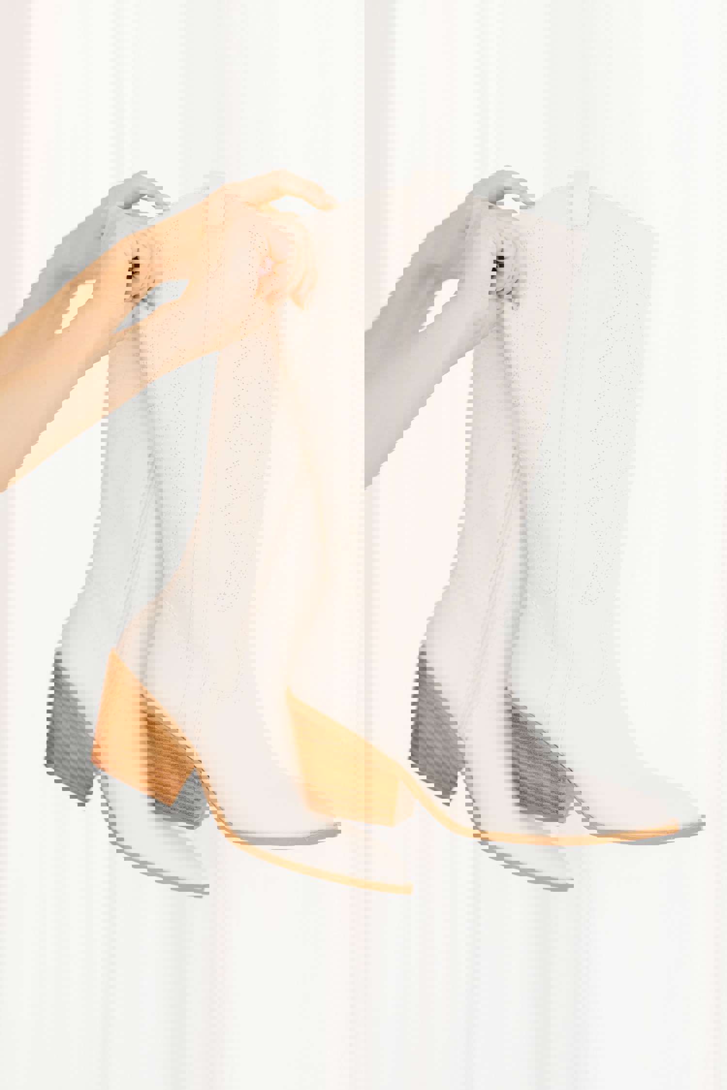 Line Dancing Cowboy Boots - Western Style with Modern Twist