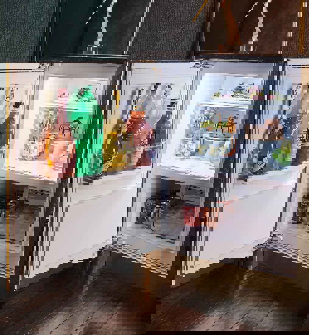 Sub-Zero DEU2450CIL 24 Designer Undercounter Refrigerator/Freezer With Ice Maker - Panel Ready