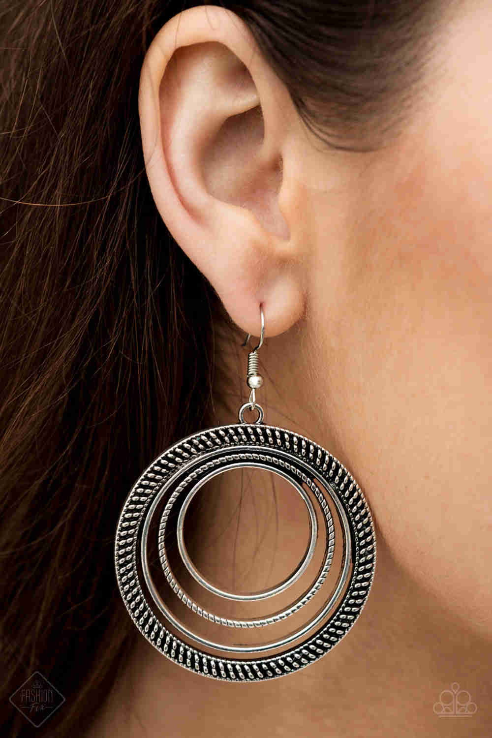 Paparazzi Totally Textured Silver Hoop Earrings - Fashion Fix Trend Blend Exclusive