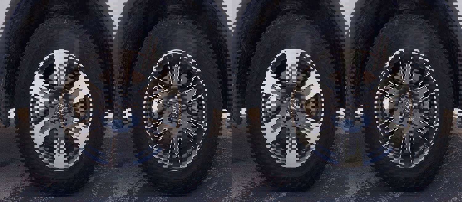 Wheel Blackout Vinyl Decals for Honda Ridgeline 2017-2020 - 18 with Reveal | Multiple Colors